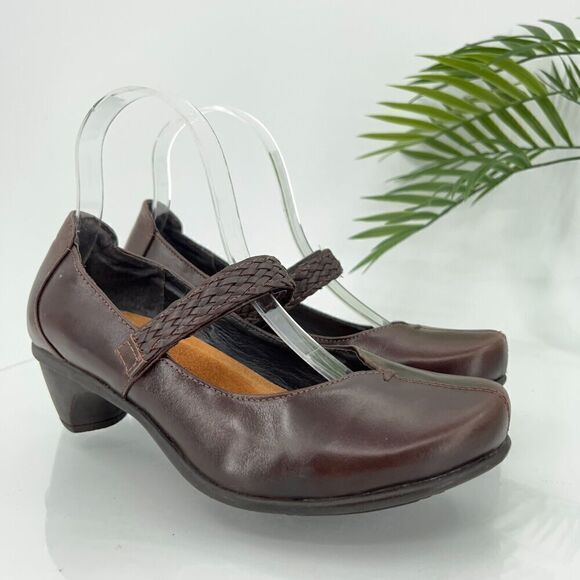 NAOT Forward Mary Janes Women's 6 37 Brown Leather Low Heel Comfort Shoes - Picture 1 of 14